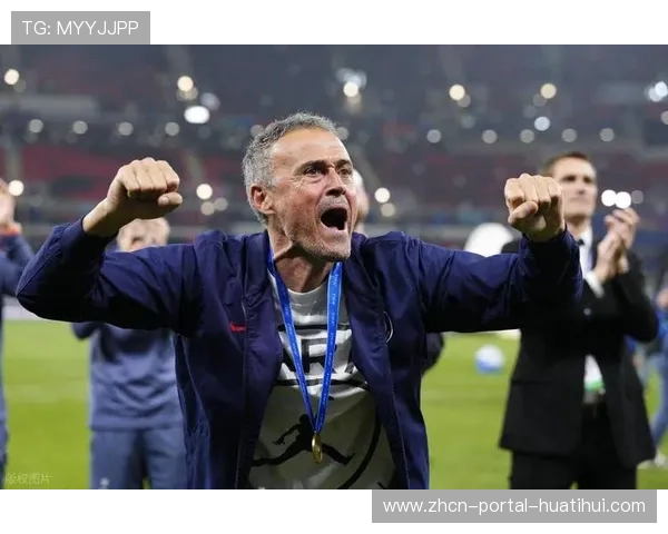 萨福诺夫洲际杯扑点成名,首获月最佳球员荣誉 萨福诺夫洲际杯扑点成名,首获月最佳球员荣誉